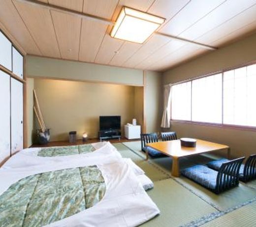 Pearl Hotel Ota