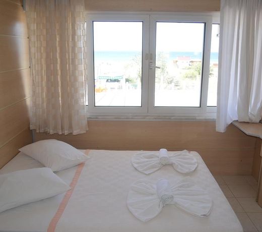 Yasmin Hotel