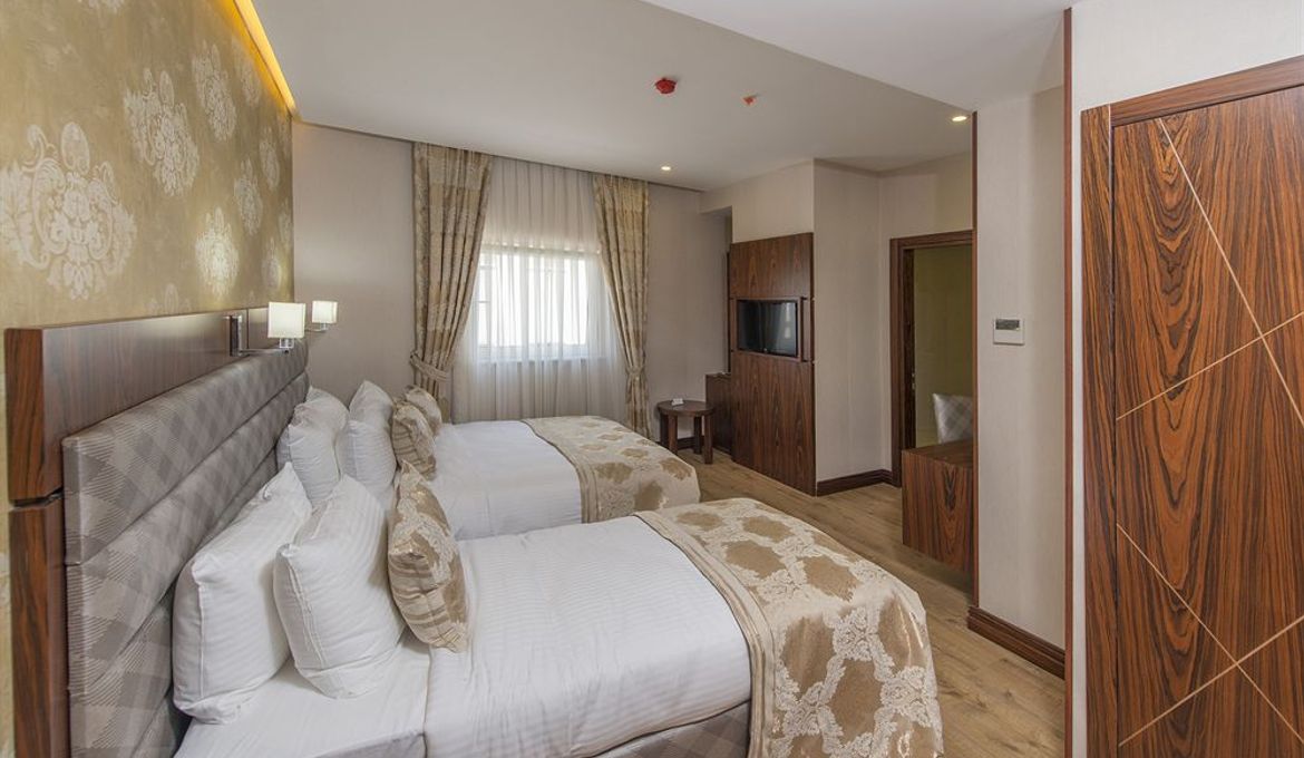 Midmar Hotel