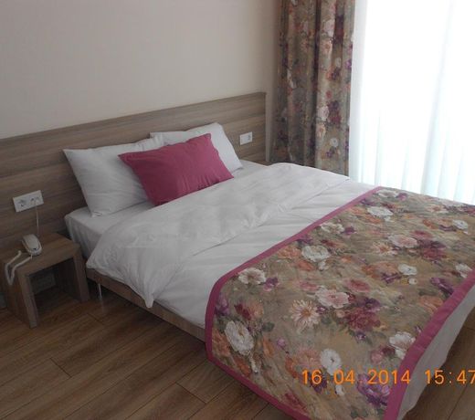 Marina Suite Hotel