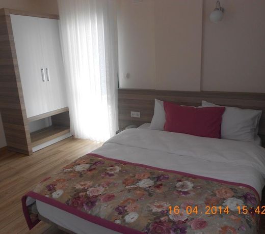 Marina Suite Hotel