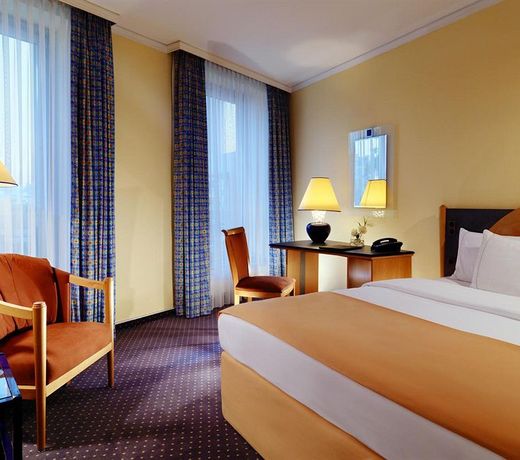 Sheraton Offenbach Hotel