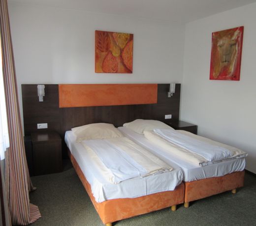 Parkhotel Lindenhof - KOSTENLOSE PARKPLÄTZE