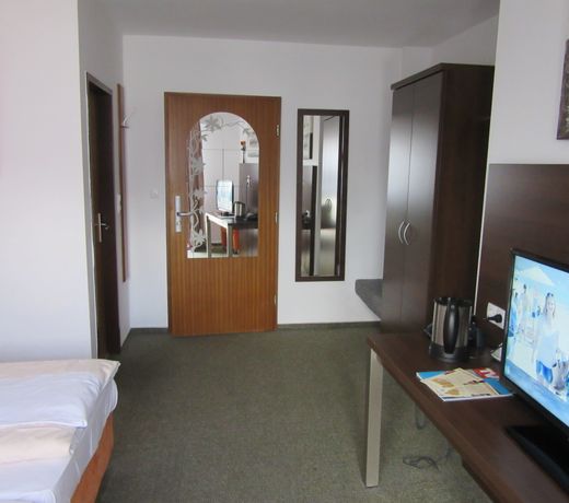 Parkhotel Lindenhof - KOSTENLOSE PARKPLÄTZE