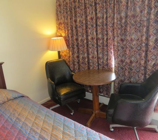 Traveler's Lodge