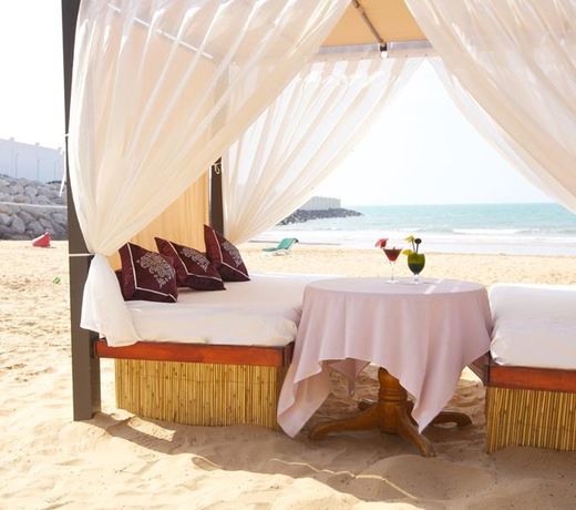 BM Beach Hotel