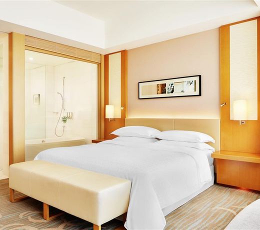 Sheraton Grand Hiroshima Hotel