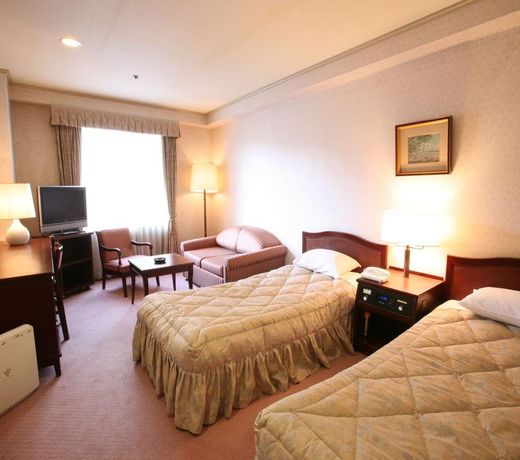 Takarazuka Hotel