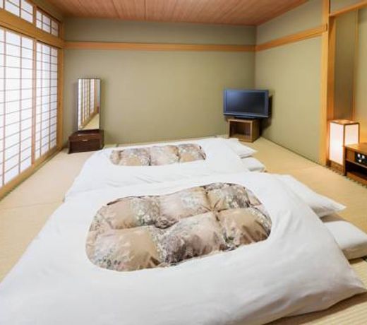 Takarazuka Hotel