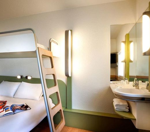 B&B HOTEL Cannes Mouans Sartoux