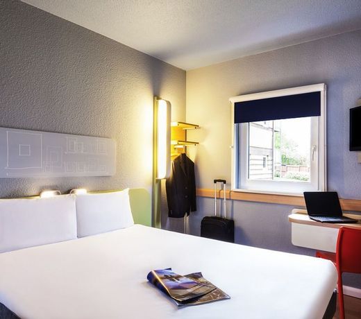 ibis budget Santeny