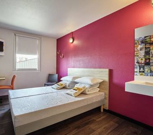 hotelF1 Paris Gennevilliers
