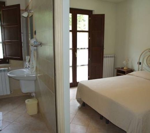 Albergo La Casa Nel Bosco