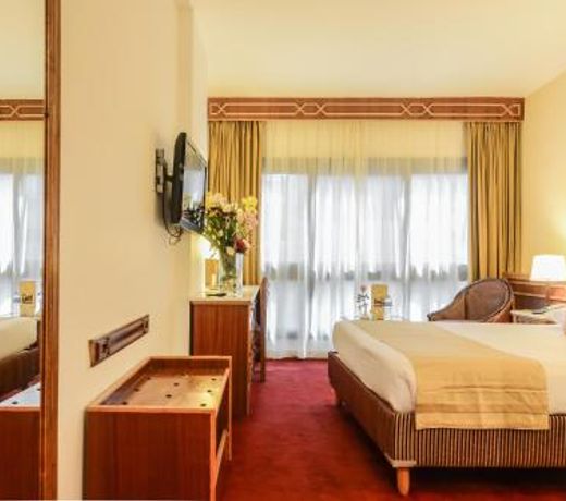 Golden Tulip Hotel Flamenco Cairo