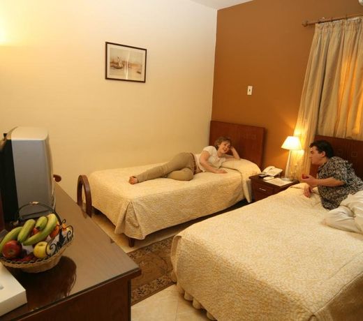 Golden Carven Hotel
