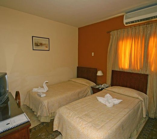 Golden Carven Hotel