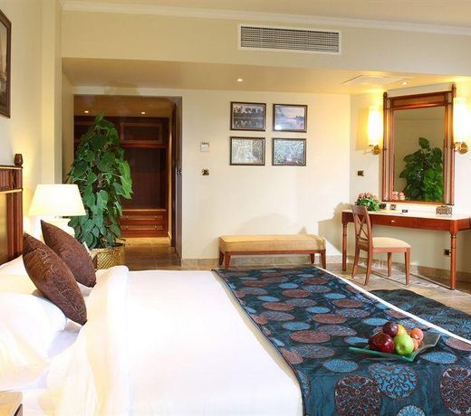 Jolie Ville Hotel & Spa Kings Island Luxor