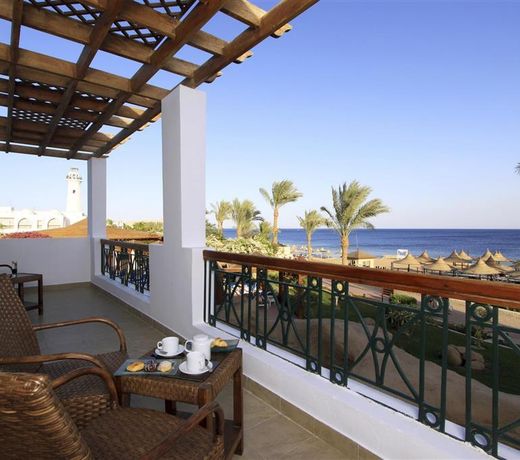 Sunrise Remal Beach Resort