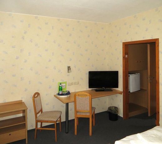 PARKHOTEL CAHNSDORF
