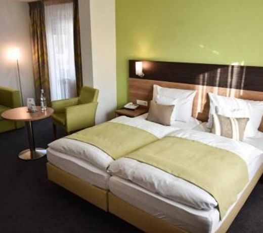 Martins Klause Airport Messe Hotel - !!Air conditioning!!