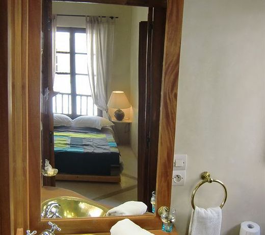 Riad Thaïs