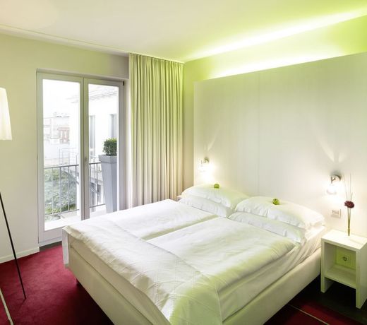 The New Yorker Hotel KÃ¶ln-Messe