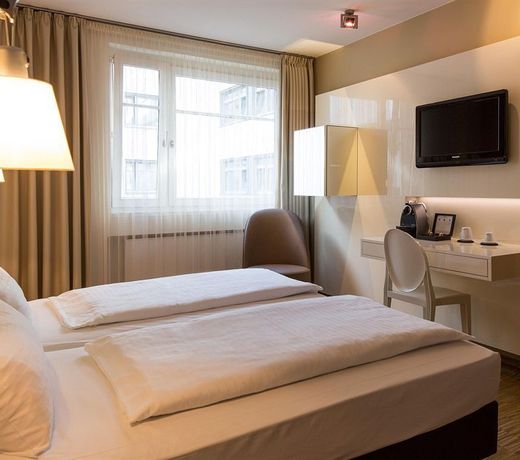 Hotel Santo