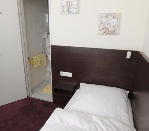 AAA Budget Hotel