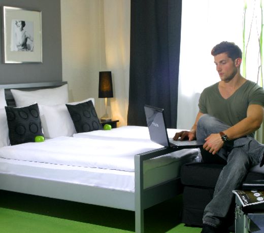 Hotel Friends