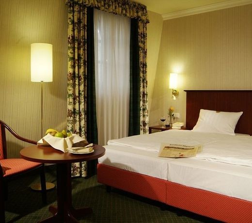 The Ascot Hotel