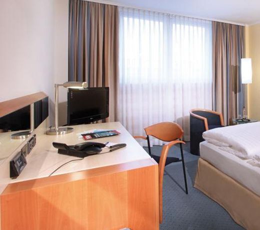 Lindner Hotel Cologne Am Dom, part of JdV by Hyatt