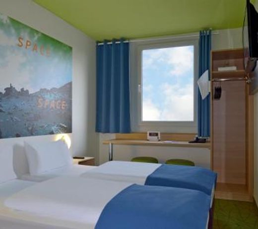 B&B Hotel KÃ¶ln-Airport