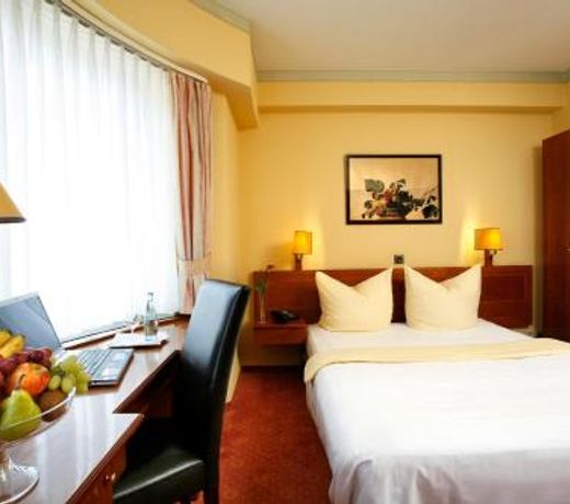 Hotel Regina -Garni KÃ¶ln