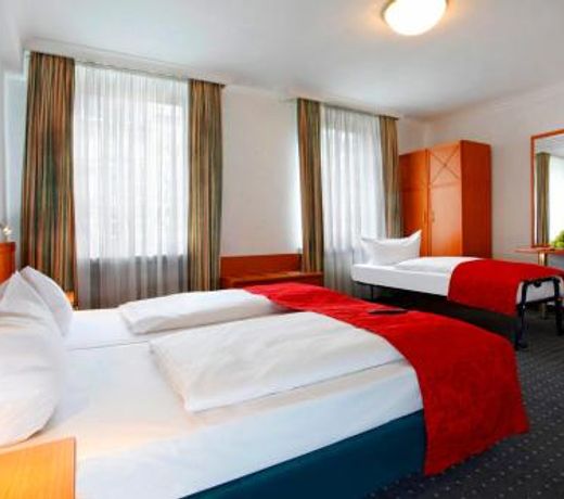Centro Hotel Royal