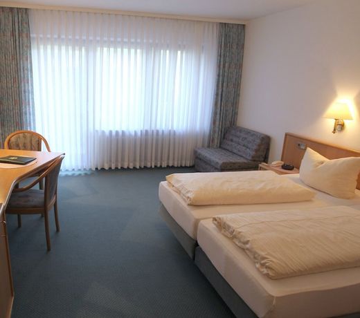 Hotel & Gasthof Zur Linde