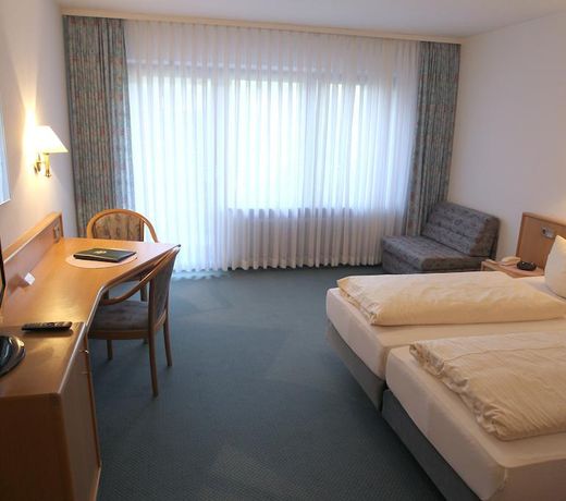 Hotel & Gasthof Zur Linde