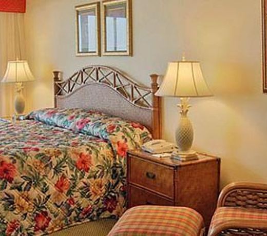 Pointe Estero Resort