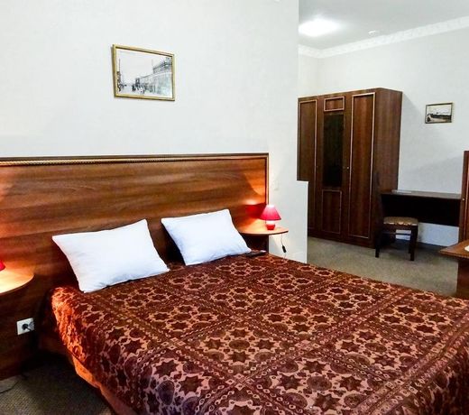 Voznesenskiy Hotel