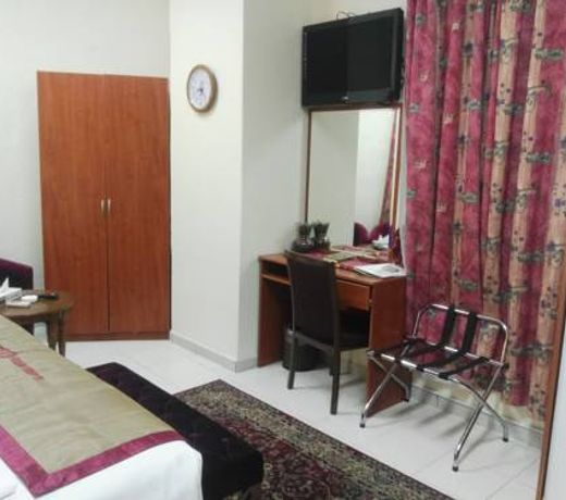 Cristal Al Aseel Hotel