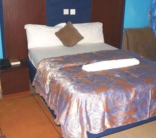 Thornberry Lekki Oxford