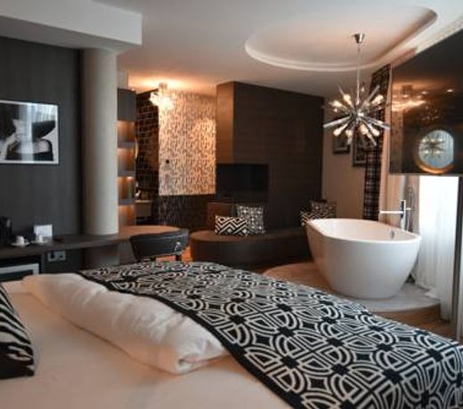 BLOCK Hotel & Living
