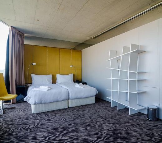 Sono Hotel