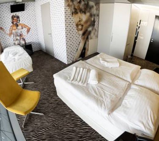 Sono Hotel