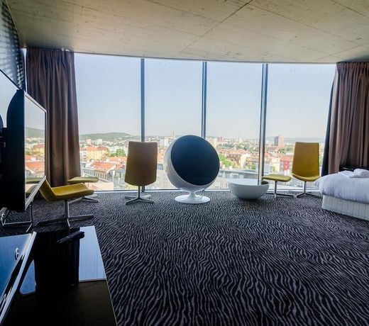 Sono Hotel
