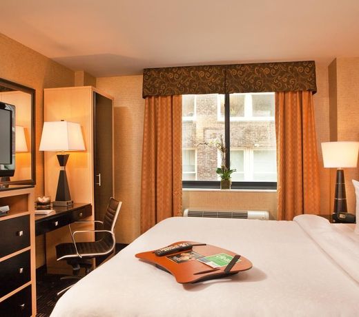 Hampton by Hilton Manhattan 35th Street - Empire State Building