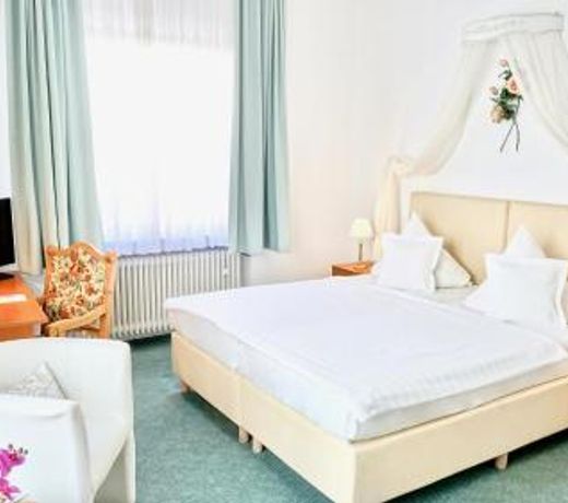 Hotel Alpha