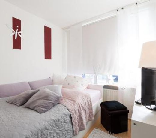 Deutsche Messe Zimmer - Private Apartments Hannover Exhibition Center (room agency)