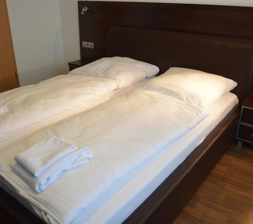 B&D Hotel