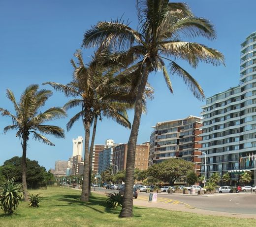 Blue Waters Hotel