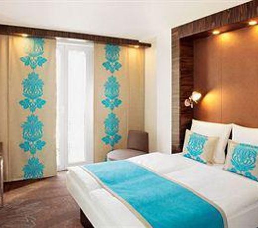 Motel One Hamburg Airport